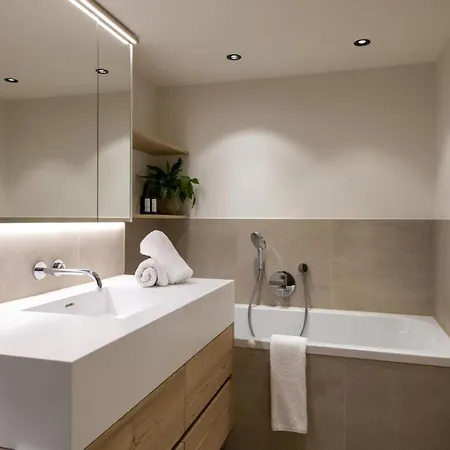 Apartamento 4br Penthouse Indoor Pool And Spa- If You Want To Book, Please Contact On Wh-ats-app - 0034-605-434-371 !!!! *